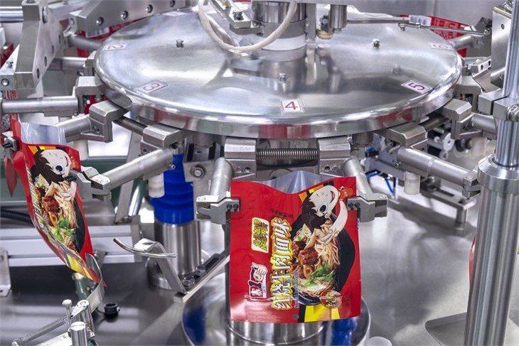 Semi Automatic Pouch Pakcing Machine